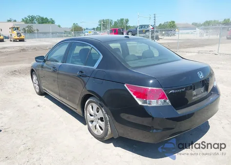 2010 Honda Accord 2.4 Ex-L z USA, uszkodzony, nr VIN 1HGCP2F85AA195236